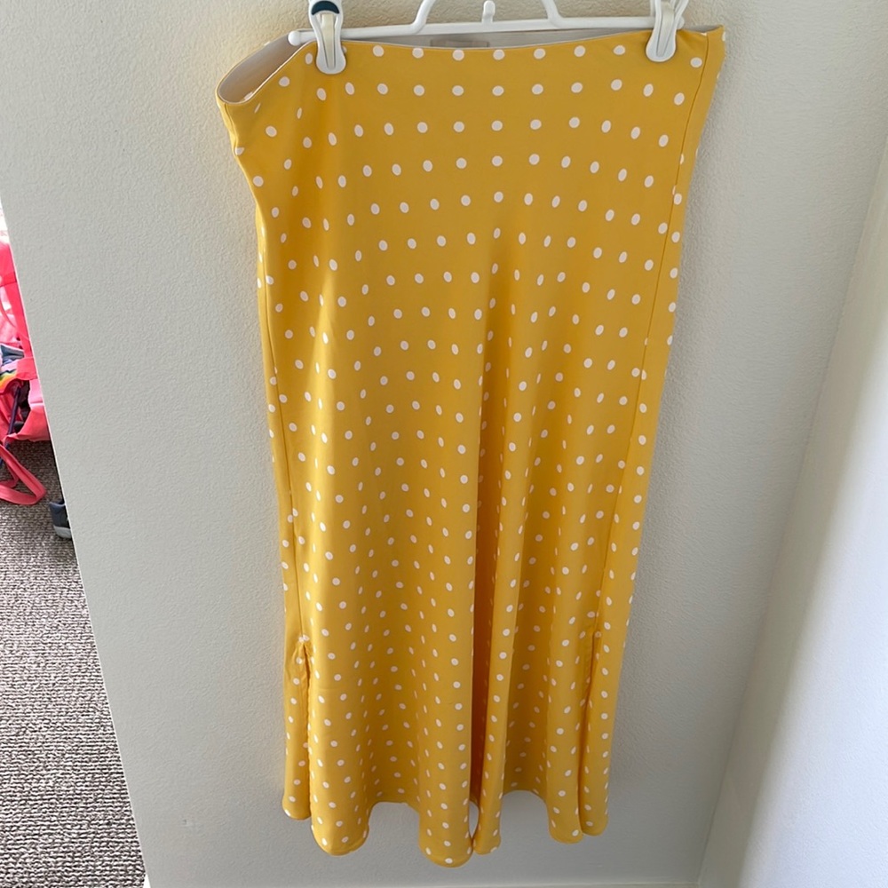 Loft flowy yellow midi skirt